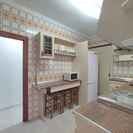 Apartament Jl Cristobal Lozano